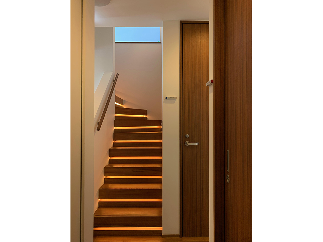 DENTISTRY TOKYO MIYACHI SHIKA-5